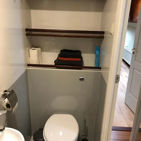 Klipper Johanna 보트호텔 *